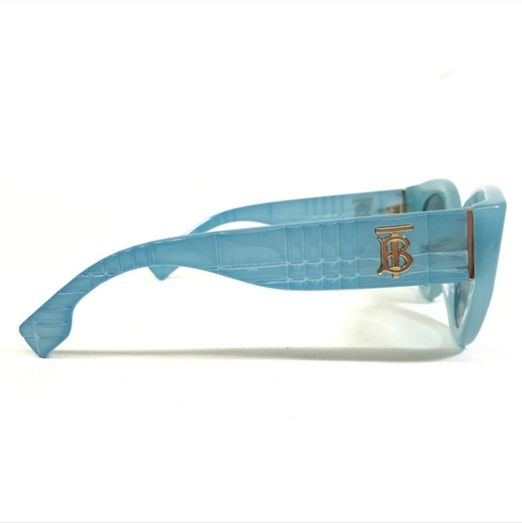 Burberry Meadow Sunglasses - Picture 4 of 12